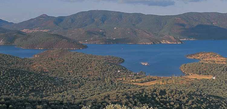 Η Γέρα και το Πέραμα Λεσβου